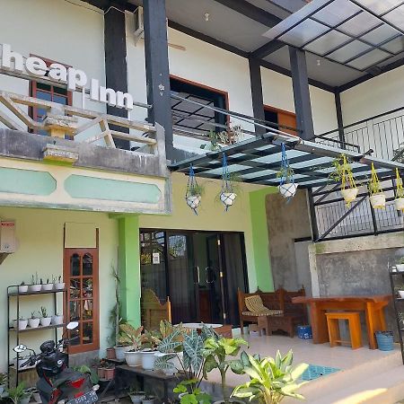 Cheap Inn Banyuwangi Баньювангі Екстер'єр фото