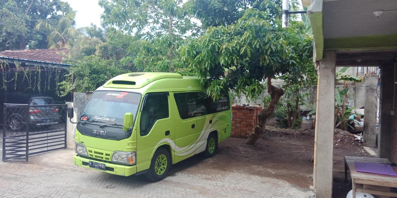 Cheap Inn Banyuwangi Баньювангі Екстер'єр фото