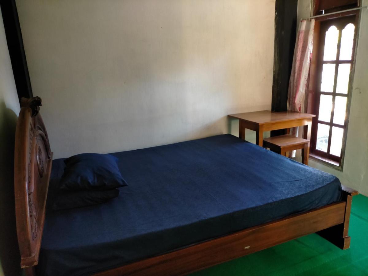 Cheap Inn Banyuwangi Баньювангі Екстер'єр фото